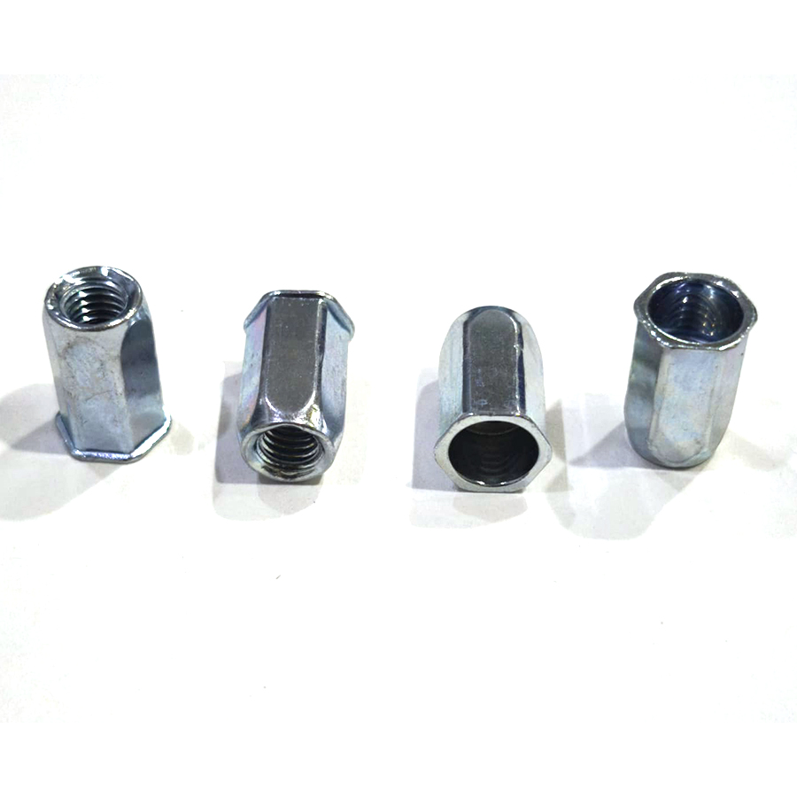 Tuerca remachable Hexagonal Cabeza Reducida